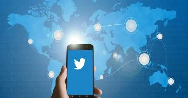 Twitter, news, curate, social media, journalism, Alex Veeneman, Kettle Mag