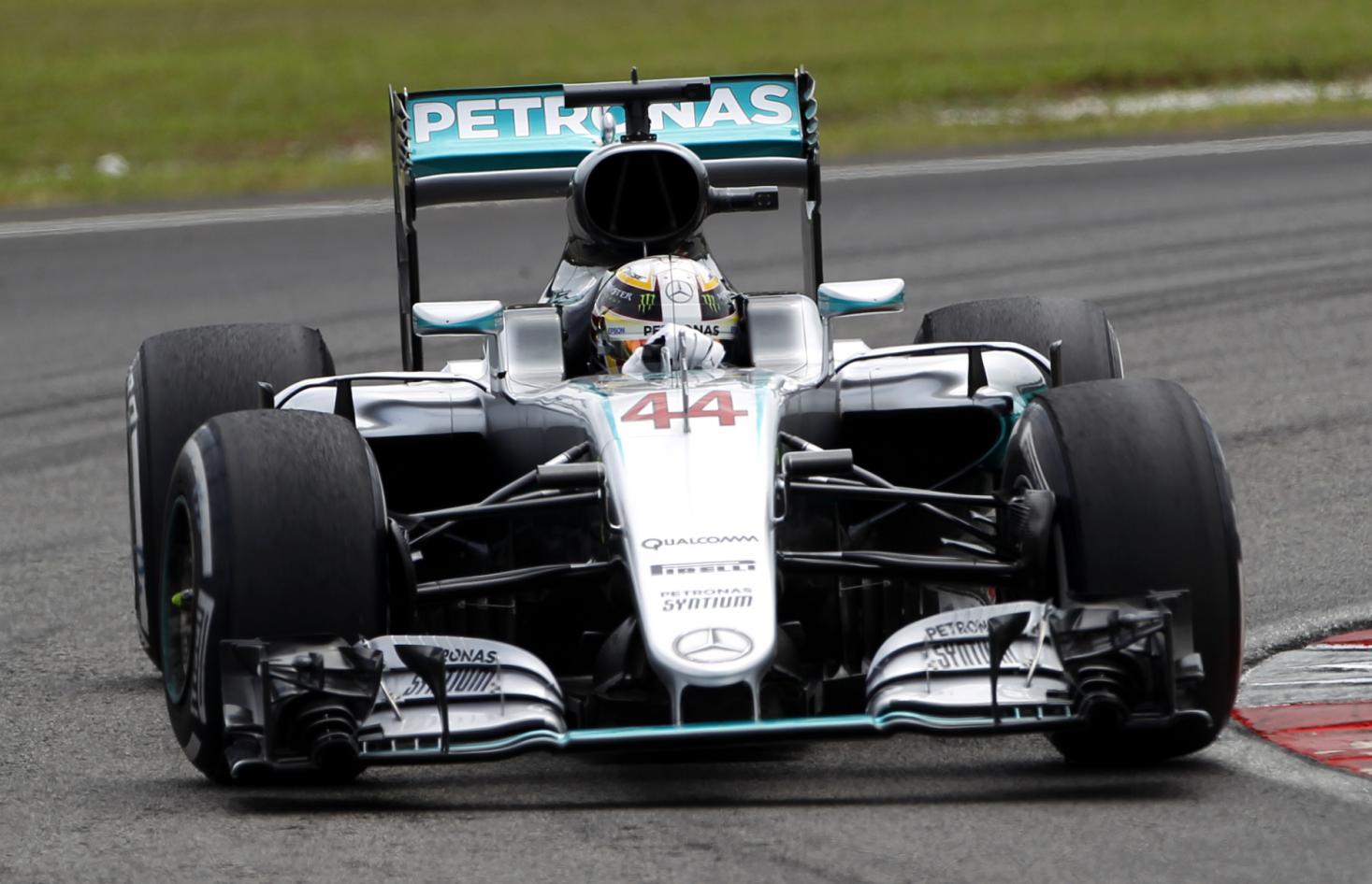 Lewis Hamilton takes pole in Malaysia | Kettle Mag